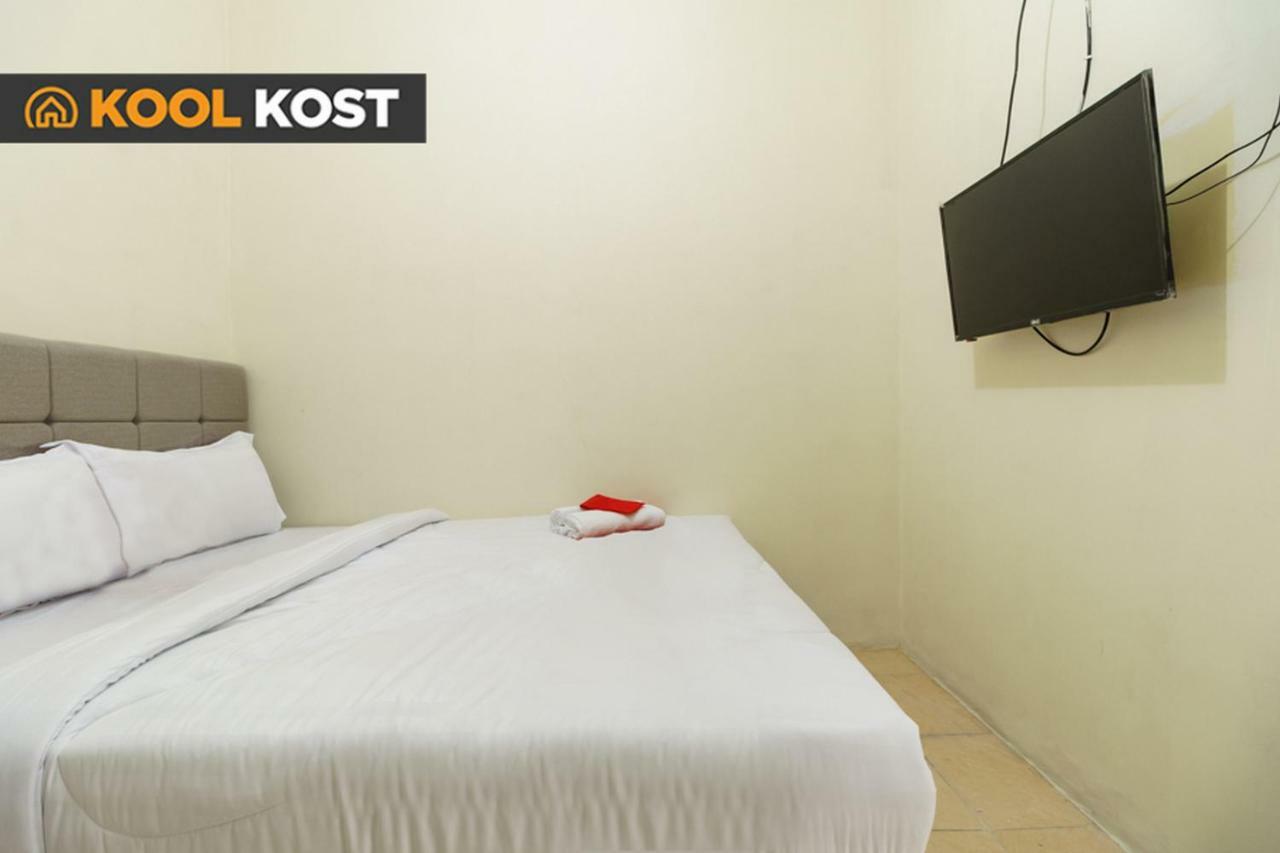 Hôtel Koolkost Syariah @ Grand Depok City Extérieur photo