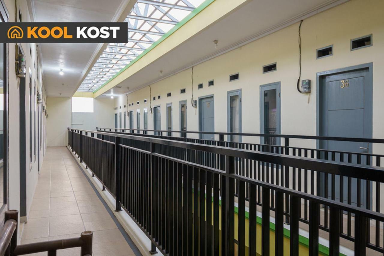 Hôtel Koolkost Syariah @ Grand Depok City Extérieur photo